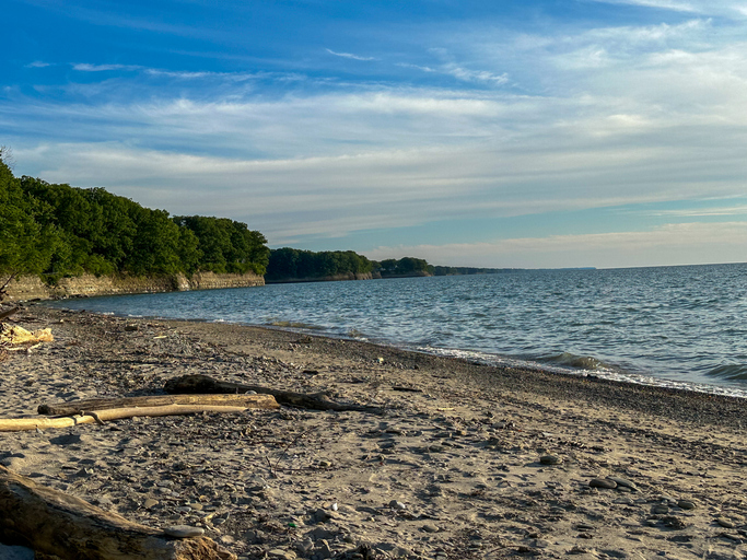 Image of beach on Lake Erie